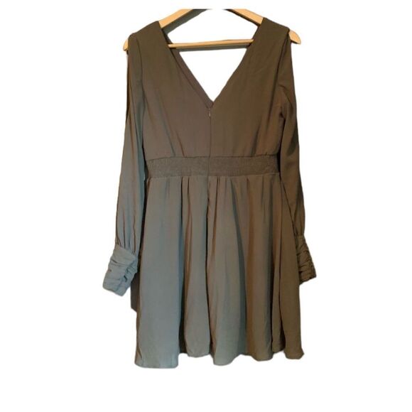 3 for $30! Very J brown deep v long sleeve dress - Picture 14 of 14